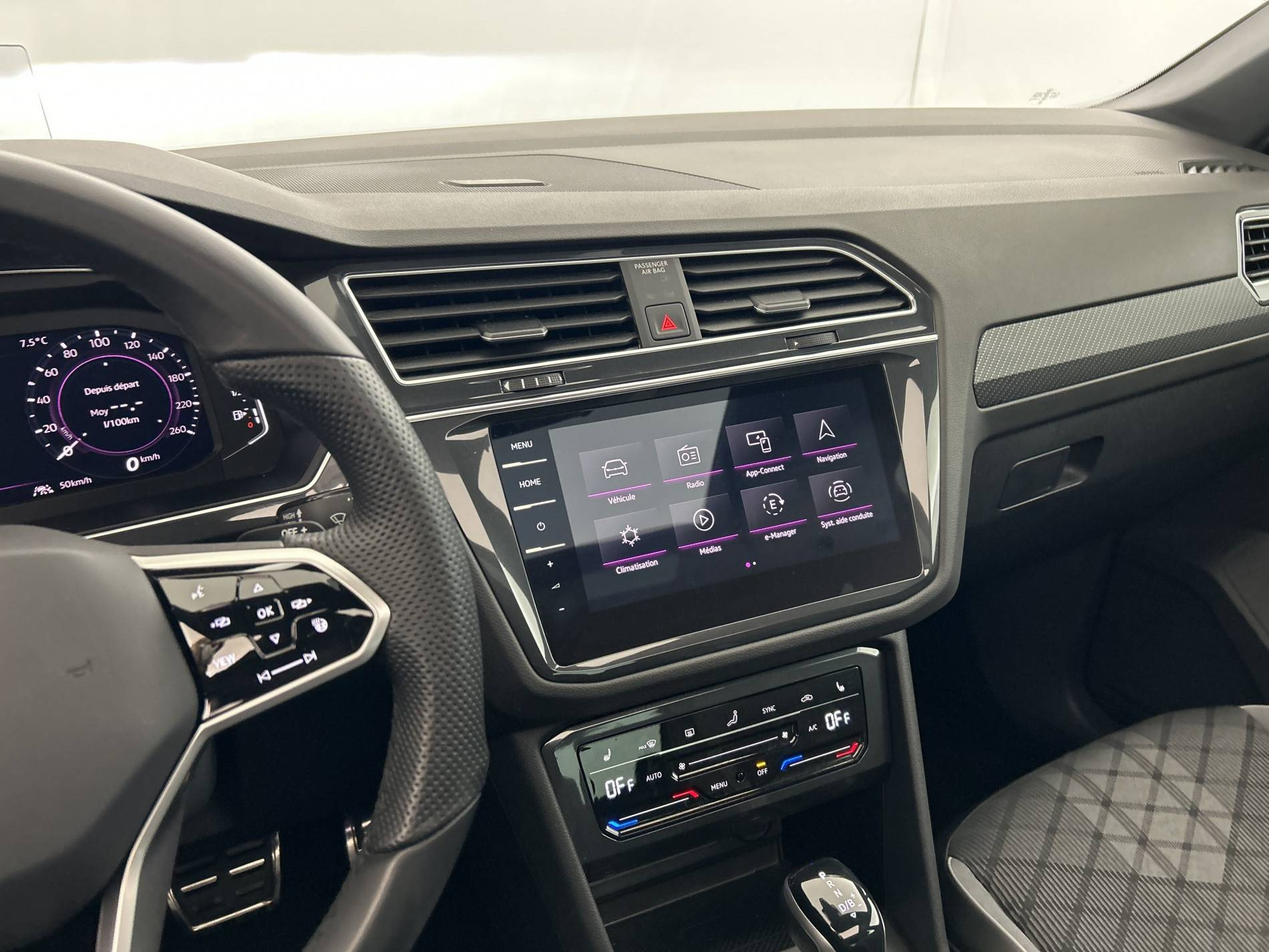 Vente en ligne Volkswagen Tiguan  1.4 eHybrid 245ch DSG6 au prix de 36 780 €