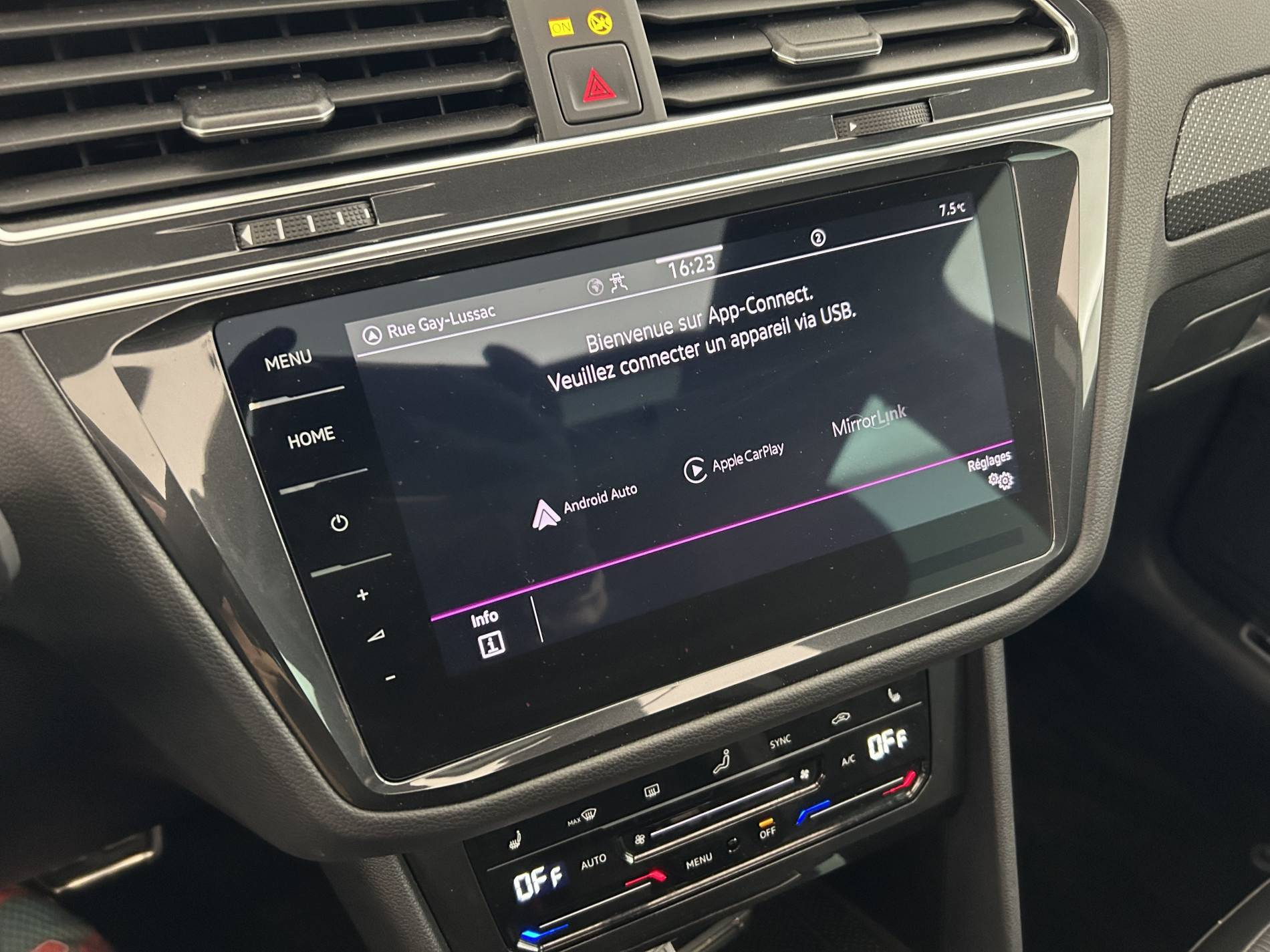 Vente en ligne Volkswagen Tiguan  1.4 eHybrid 245ch DSG6 au prix de 36 780 €