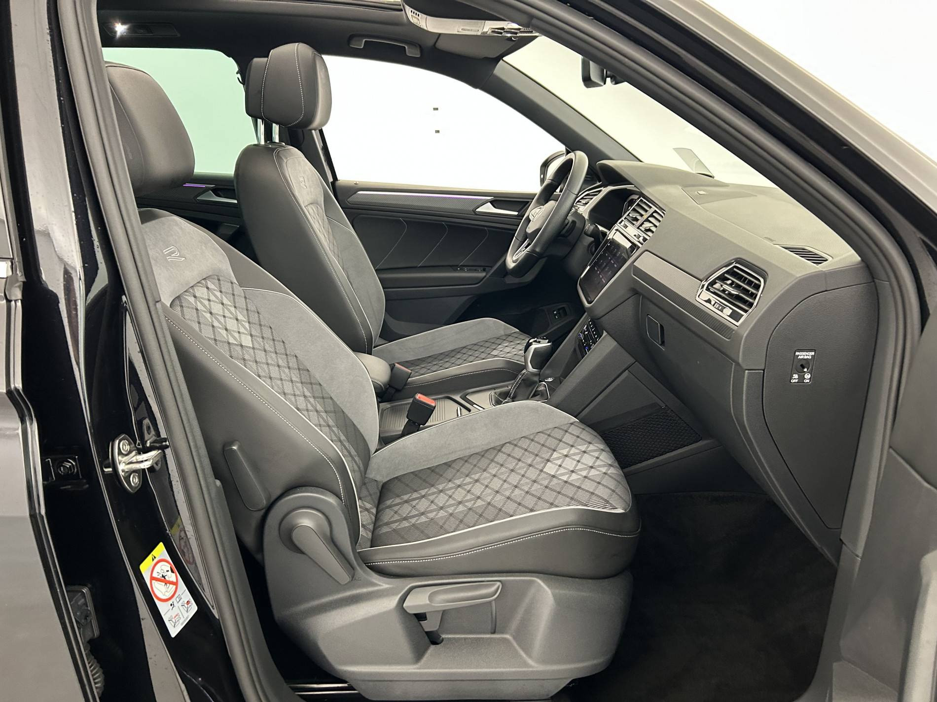 Vente en ligne Volkswagen Tiguan  1.4 eHybrid 245ch DSG6 au prix de 36 780 €