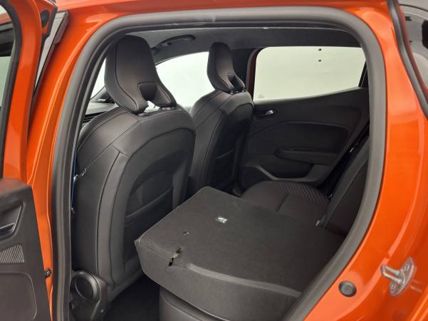 Vente en ligne Renault Clio 5 Clio TCe 90 au prix de 19 990 €