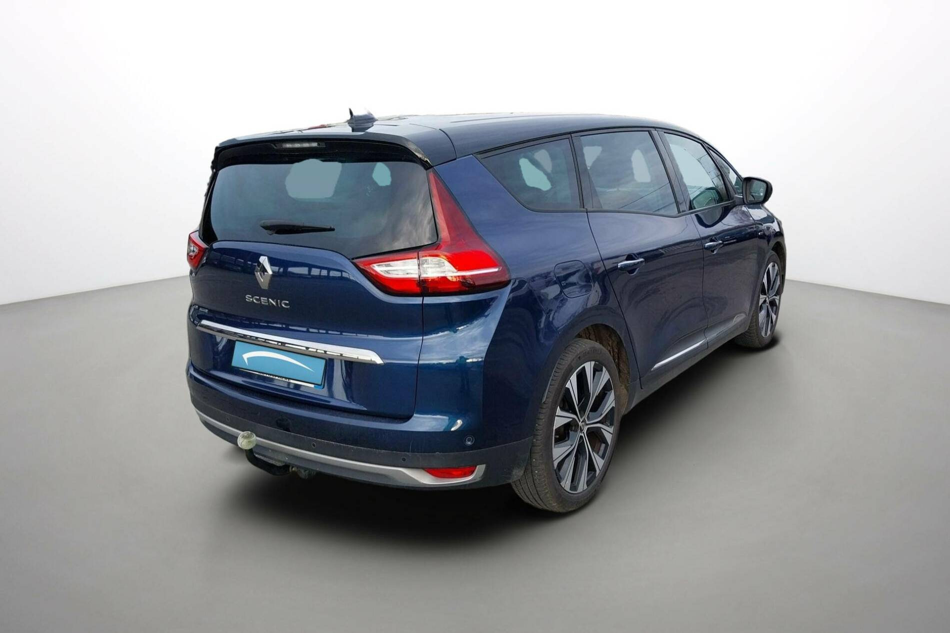 Vente en ligne Renault Grand Scenic 4 Grand Scenic TCe 140 FAP - 21 au prix de 20 990 €