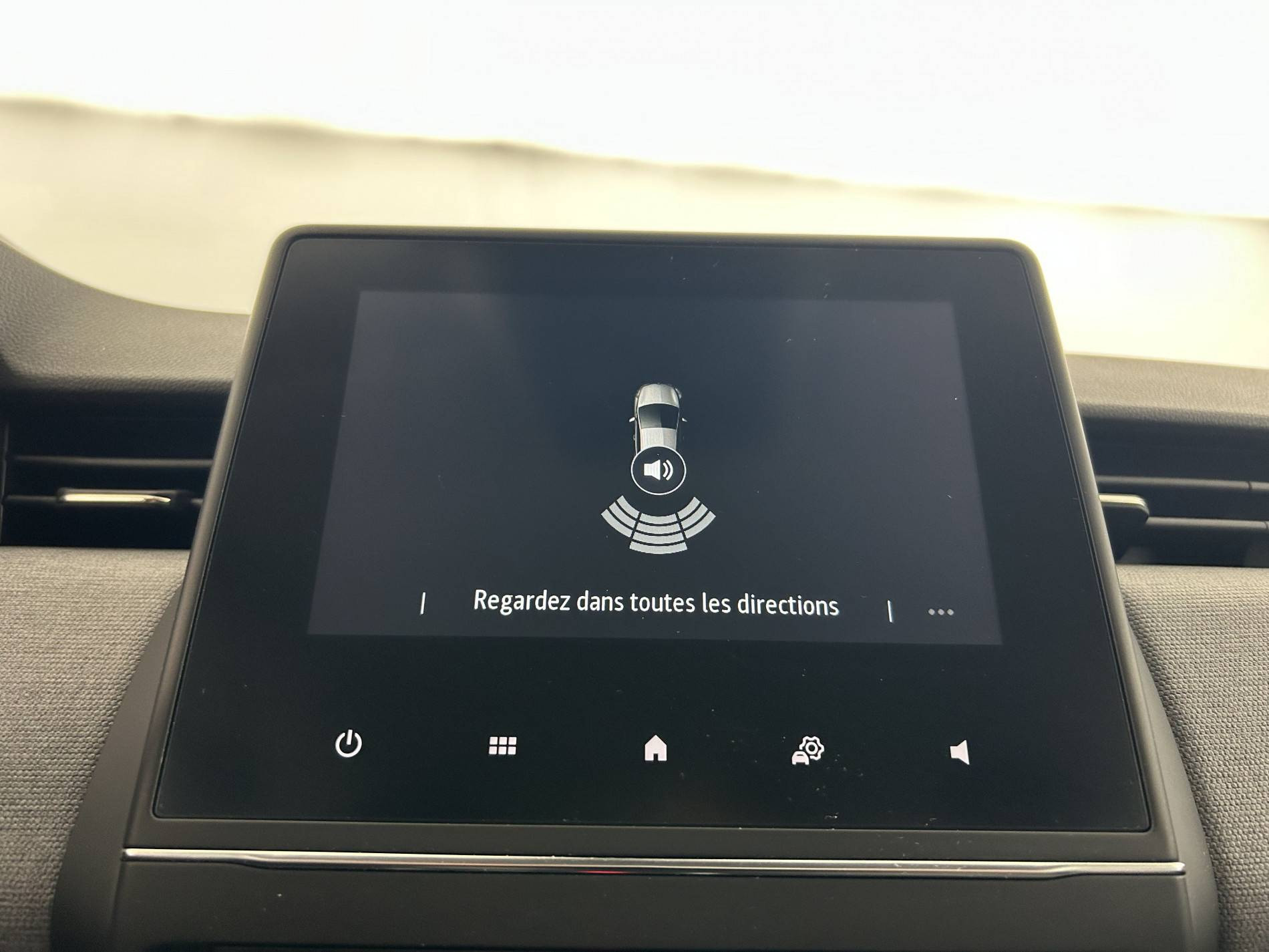 Vente en ligne Renault Clio 5 Clio Blue dCi 100 ch GSR2 au prix de 18 490 €