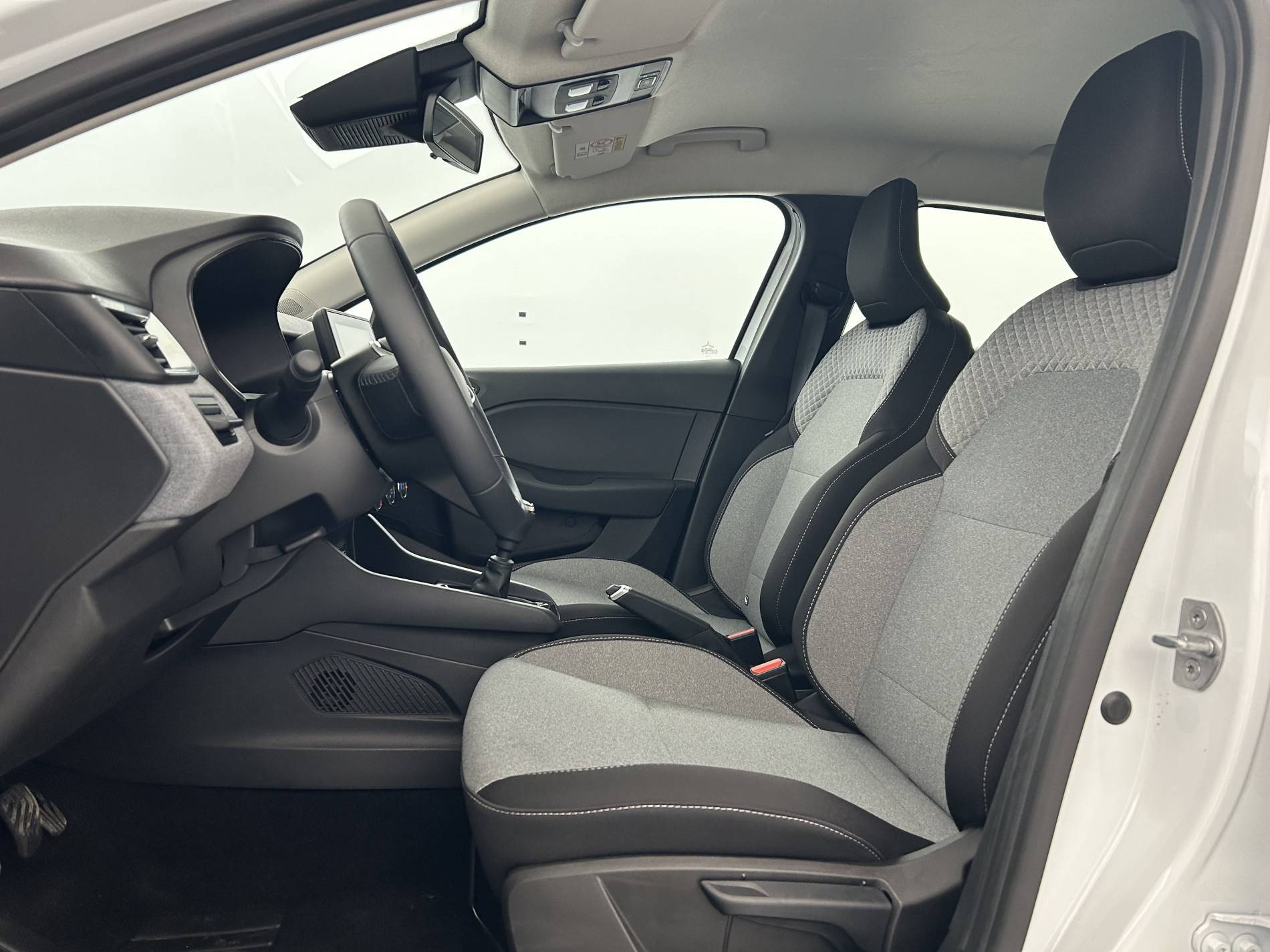 Vente en ligne Renault Clio 5 Clio Blue dCi 100 ch GSR2 au prix de 18 490 €