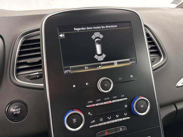 Vente en ligne Renault Grand Scenic 4 Grand Scenic Blue dCi 120 au prix de 18 490 €