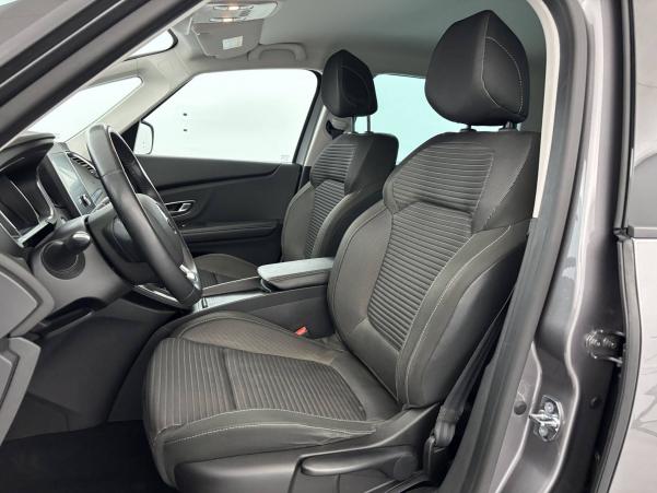Vente en ligne Renault Grand Scenic 4 Grand Scenic Blue dCi 120 au prix de 18 490 €