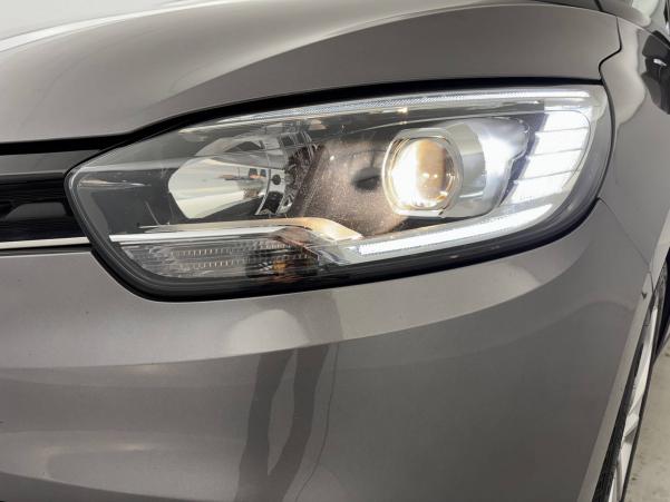 Vente en ligne Renault Grand Scenic 4 Grand Scenic Blue dCi 120 au prix de 18 490 €