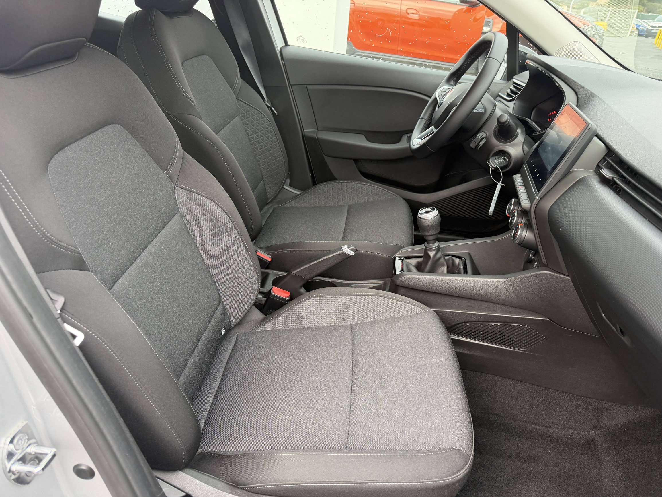 Vente en ligne Renault Clio 5 Clio TCe 90 au prix de 14 990 €