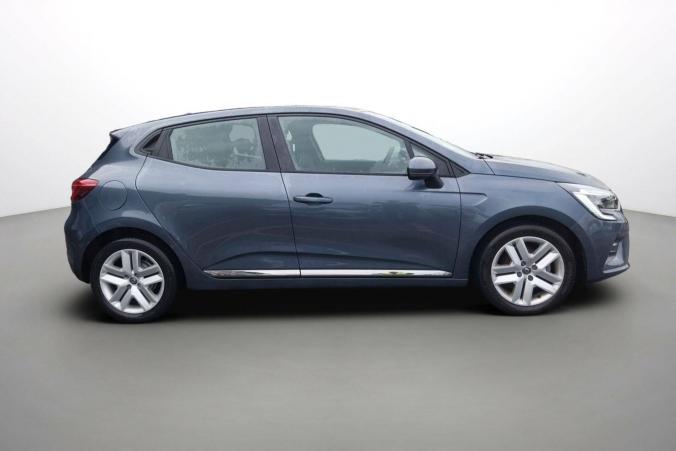 Vente en ligne Renault Clio 5 Clio E-Tech 140 - 21N au prix de 16 490 €