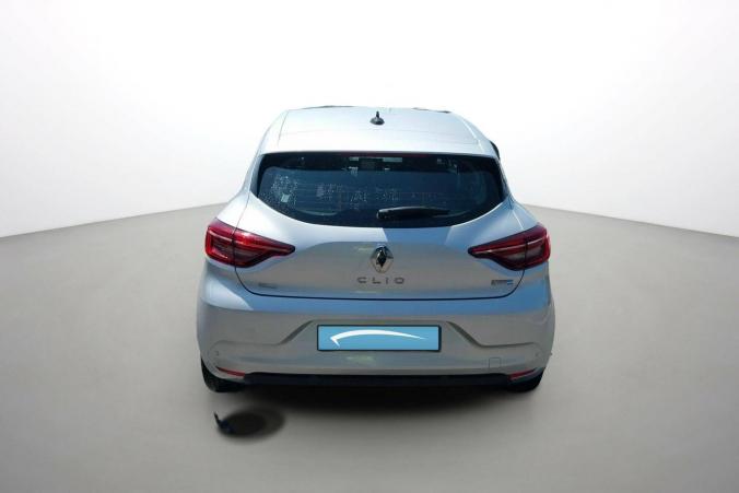 Vente en ligne Renault Clio 5 Clio E-Tech 140 au prix de 15 990 €