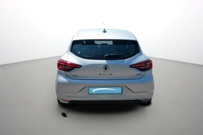 Vente en ligne Renault Clio 5 Clio E-Tech 140 au prix de 15 990 €