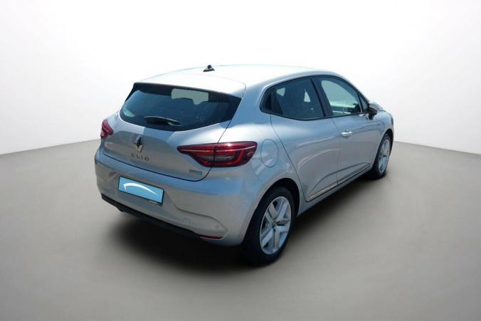 Vente en ligne Renault Clio 5 Clio E-Tech 140 au prix de 15 990 €