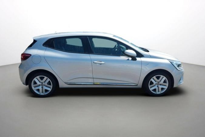 Vente en ligne Renault Clio 5 Clio E-Tech 140 au prix de 15 990 €