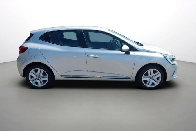 Vente en ligne Renault Clio 5 Clio E-Tech 140 au prix de 15 990 €