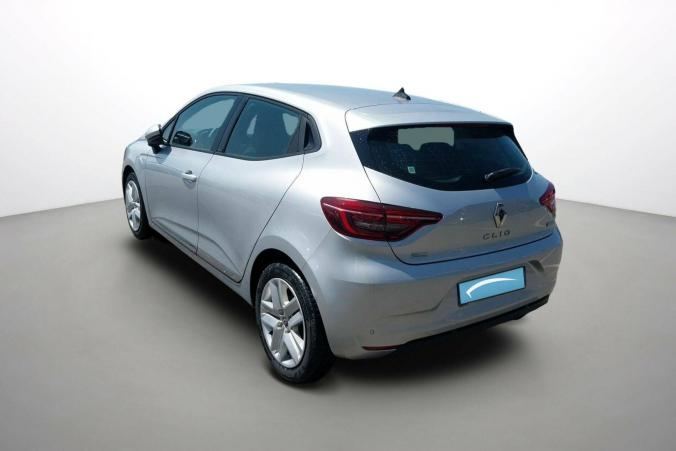 Vente en ligne Renault Clio 5 Clio E-Tech 140 au prix de 15 990 €