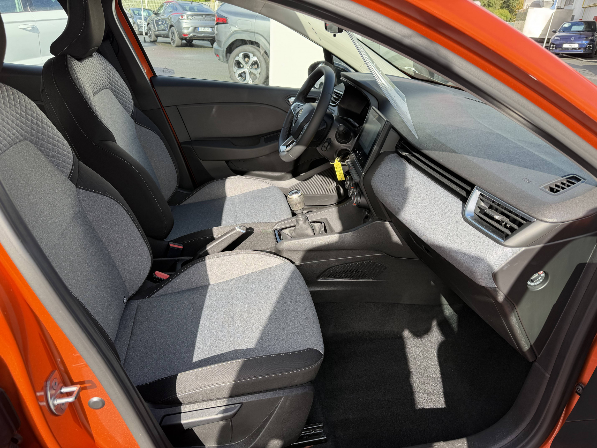 Vente en ligne Renault Clio 5 Clio dCi 100 au prix de 16 490 €