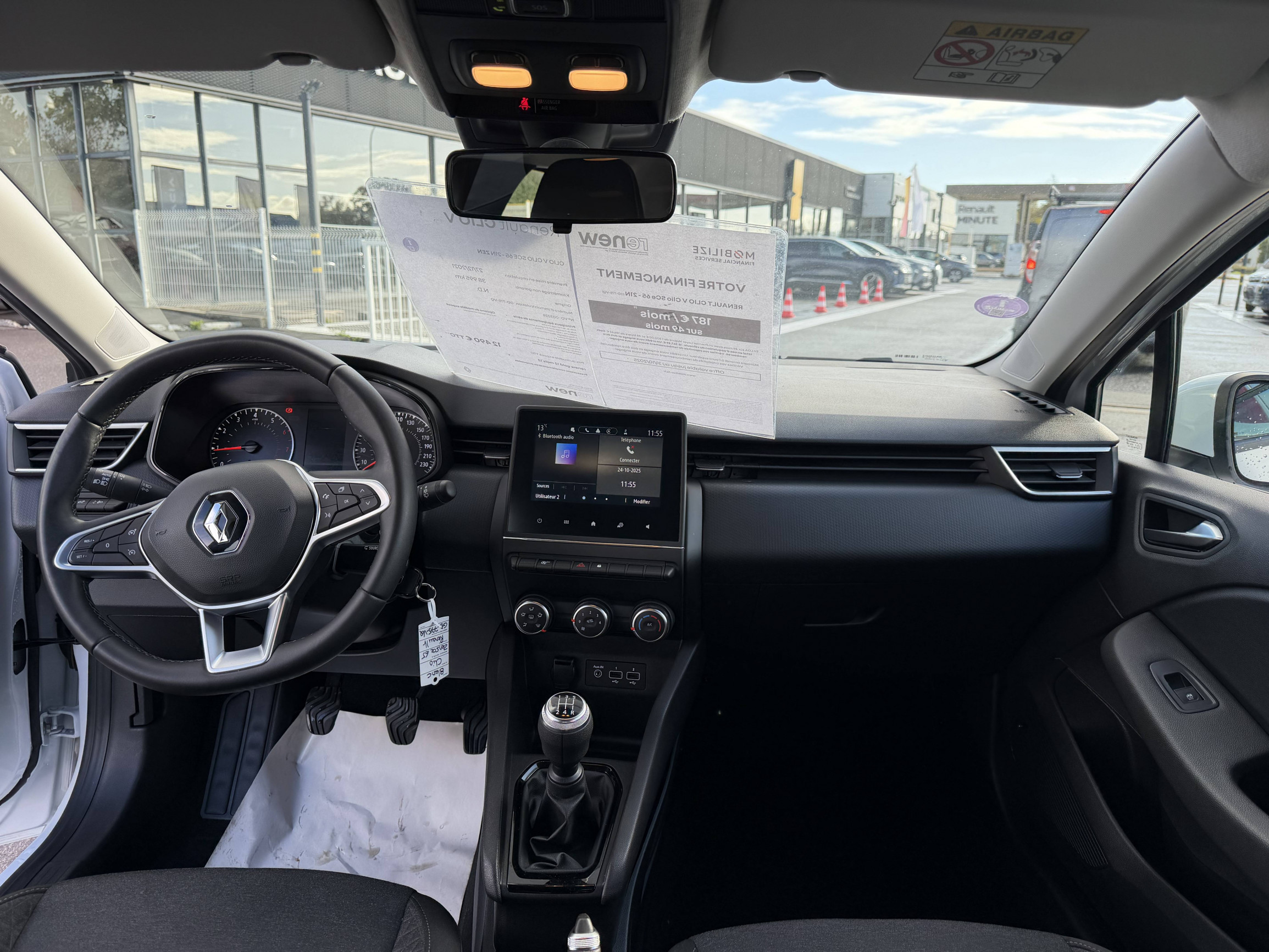 Vente en ligne Renault Clio 5 Clio SCe 65 - 21N au prix de 12 490 €