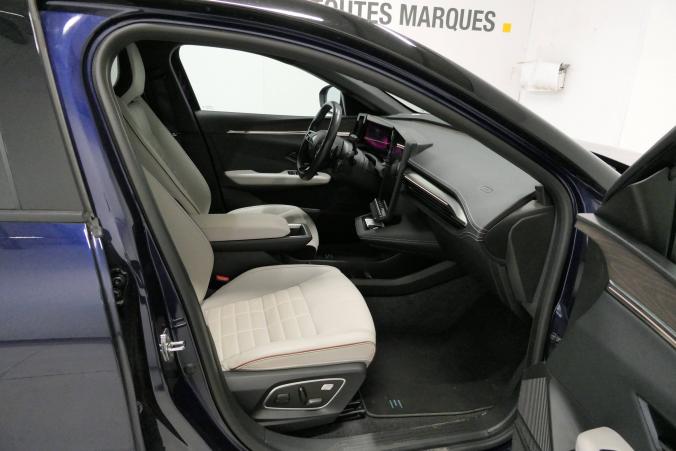 Vente en ligne Renault Megane E-Tech  EV60 220 ch super charge au prix de 29 990 €