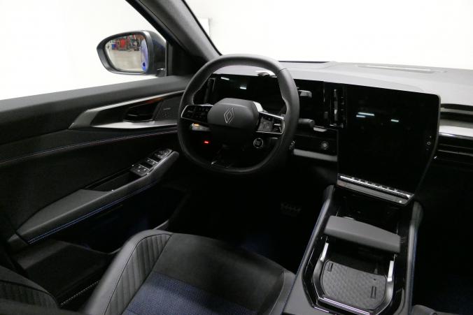 Vente en ligne Renault Rafale  E-Tech 4x4 300 au prix de 59 990 €