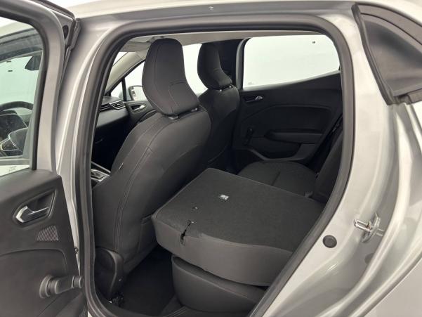 Vente en ligne Renault Clio 5 Clio E-Tech 140 au prix de 15 990 €