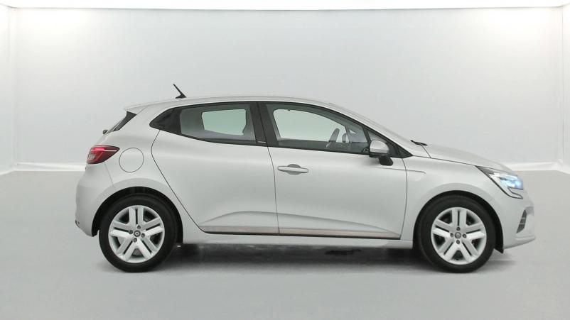 Vente en ligne Renault Clio 5 Clio E-Tech 140 au prix de 15 990 €