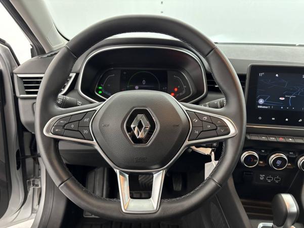 Vente en ligne Renault Clio 5 Clio E-Tech 140 au prix de 15 990 €