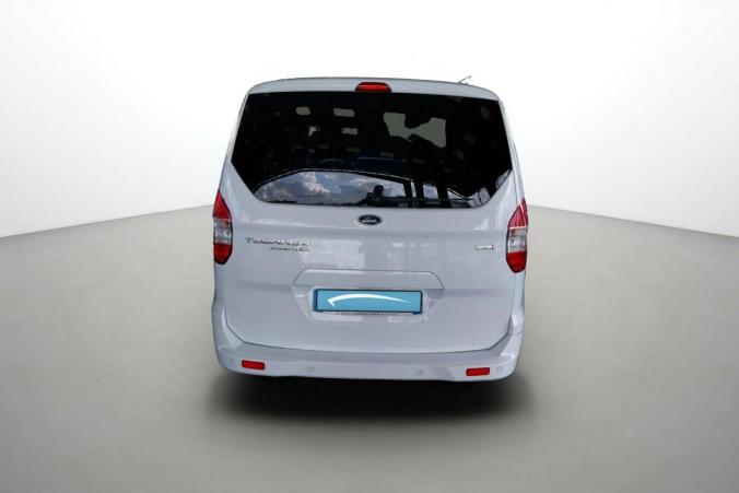 Vente en ligne Ford Tourneo Courier  1.0 E 100 BV6 S&S au prix de 12 990 €