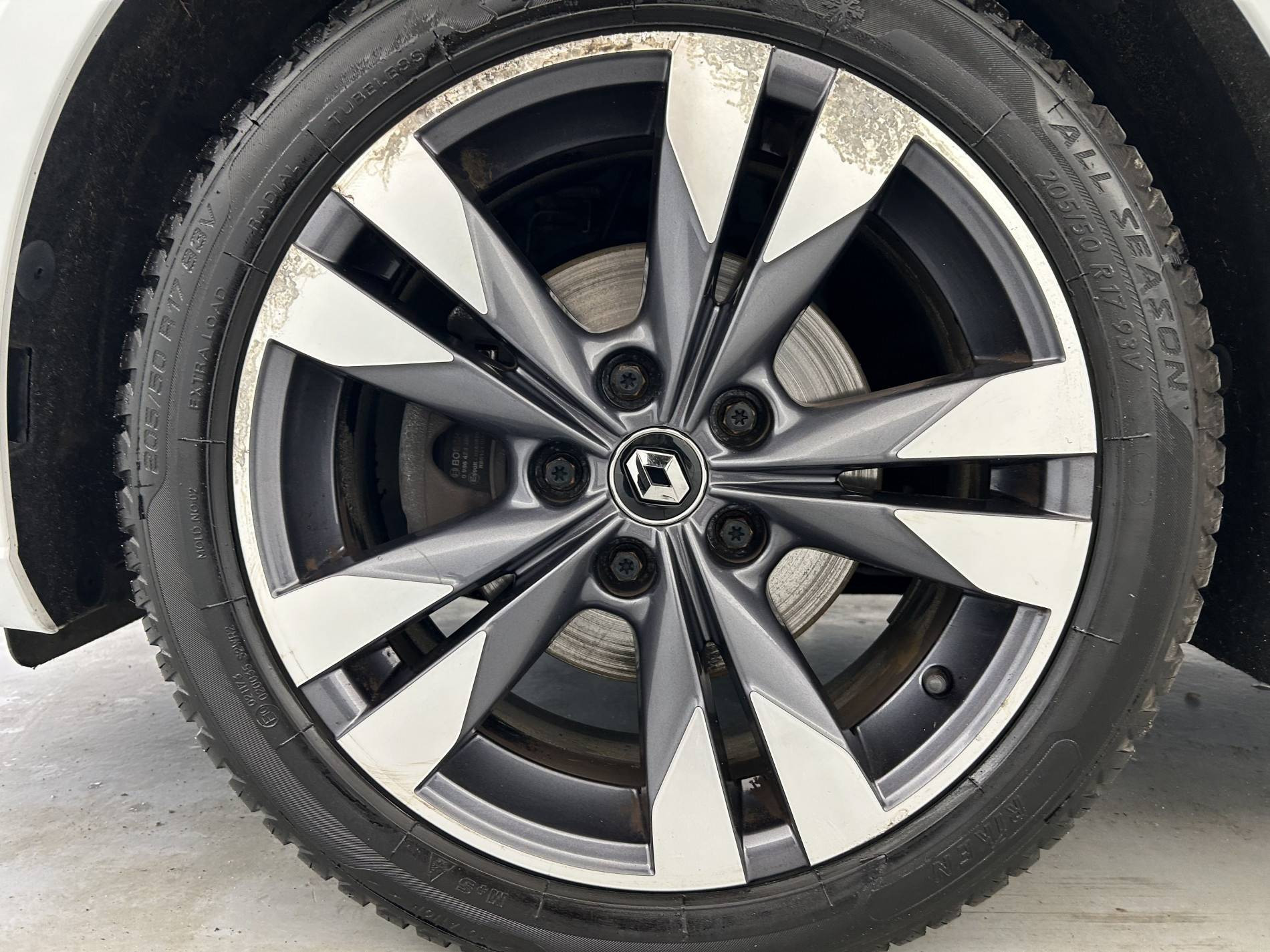 Vente en ligne Renault Megane 4 Mégane IV Berline TCe 140 FAP au prix de 11 990 €