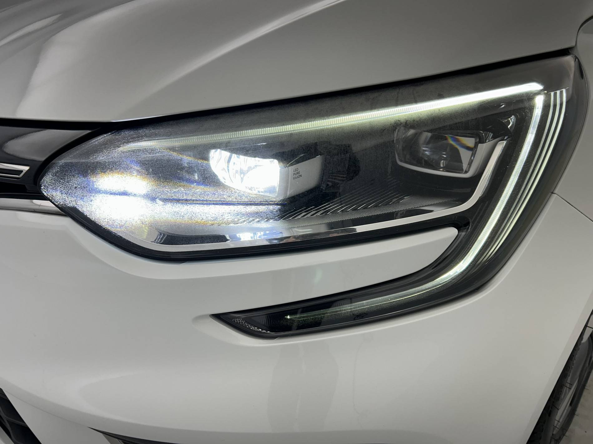 Vente en ligne Renault Megane 4 Mégane IV Berline TCe 140 FAP au prix de 11 990 €