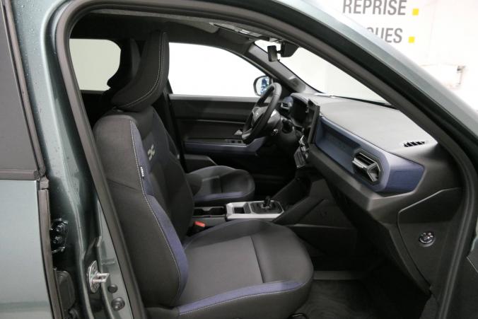 Vente en ligne Dacia Duster  Hybrid 140 4x2 au prix de 29 390 €