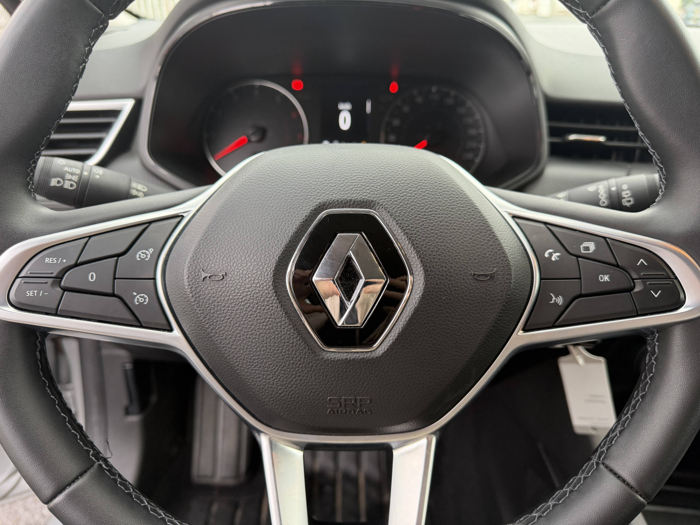 Vente en ligne Renault Clio 5 Clio TCe 90 au prix de 14 990 €