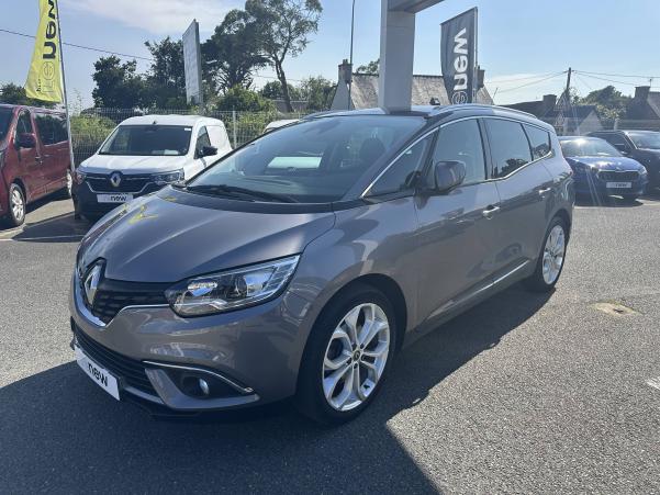 Vente en ligne Renault Grand Scenic 4 Grand Scenic Blue dCi 120 au prix de 17 490 €