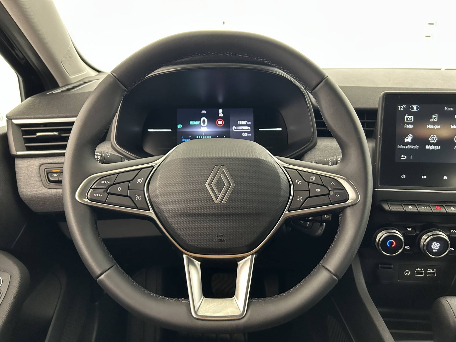 Vente en ligne Renault Clio 5 Clio E-Tech full hybrid 145 ch GSR2 au prix de 20 490 €