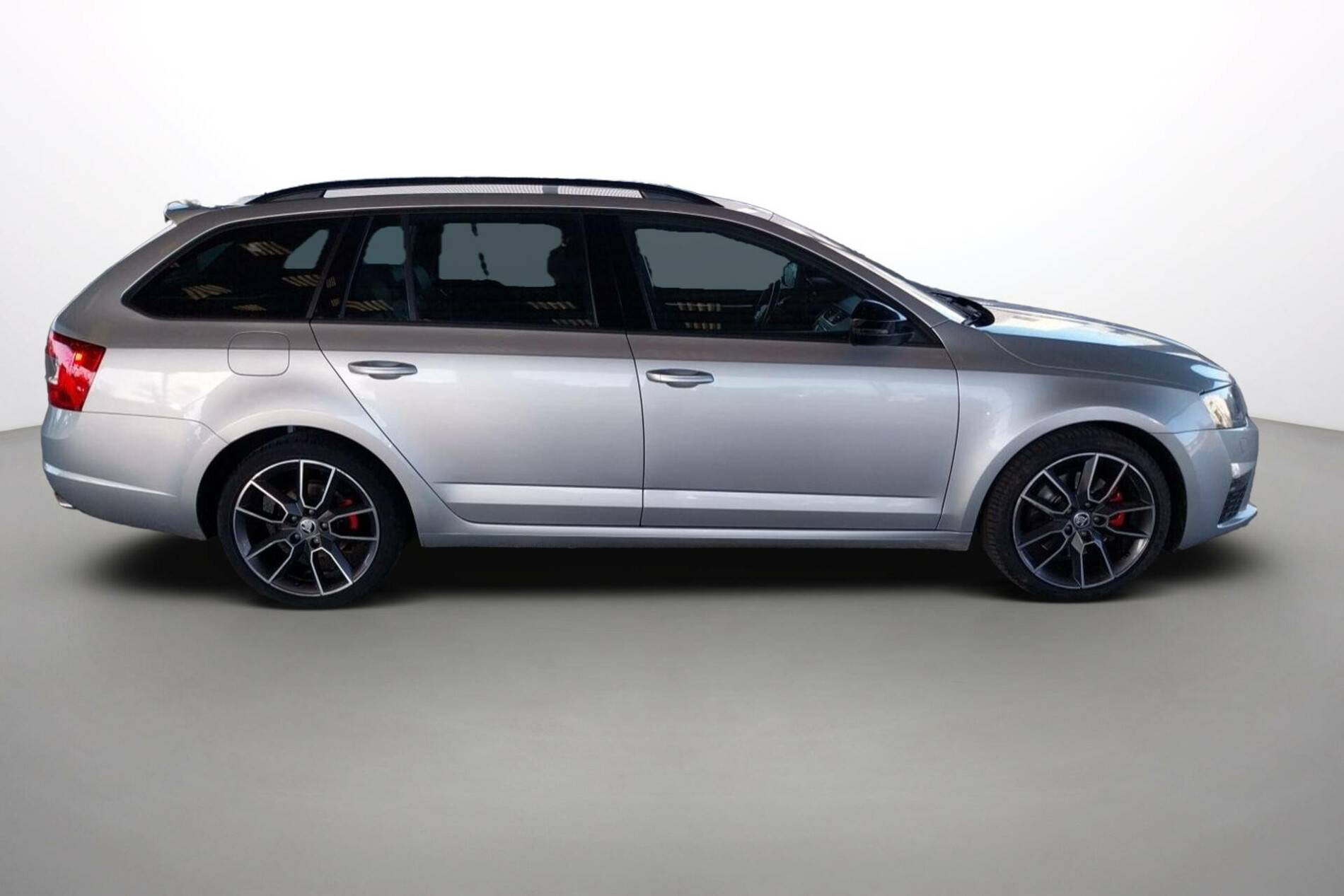 Vente en ligne Skoda Octavia Combi  2.0 TDI 184 ch CR FAP DSG6 au prix de 20 990 €