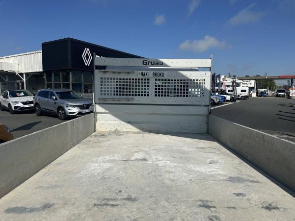 Vente en ligne Renault Master 3 Châssis Cabine MASTER CC PROP RJ3500 PAF AR COURT L2 DCI 130 au prix de 24 990 €
