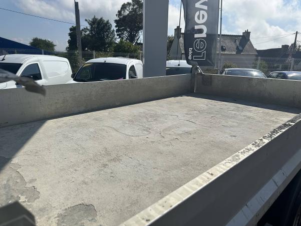 Vente en ligne Renault Master 3 Châssis Cabine MASTER CC PROP RJ3500 PAF AR COURT L2 DCI 130 au prix de 24 990 €