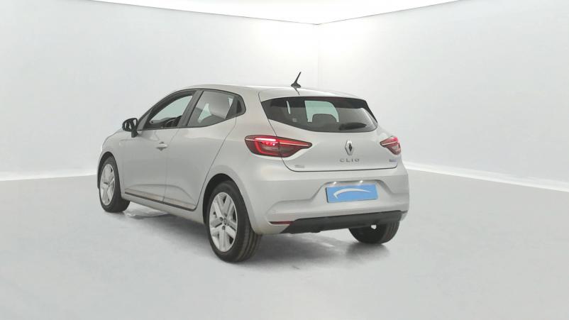 Vente en ligne Renault Clio 5 Clio E-Tech 140 au prix de 15 990 €