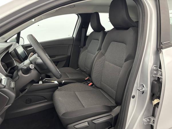 Vente en ligne Renault Clio 5 Clio E-Tech 140 au prix de 15 990 €
