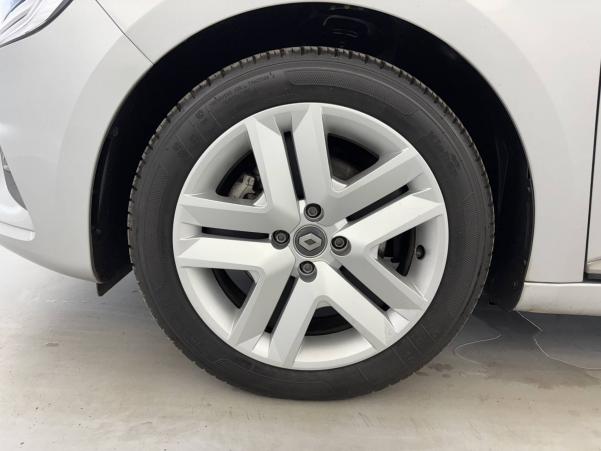 Vente en ligne Renault Clio 5 Clio E-Tech 140 au prix de 15 990 €