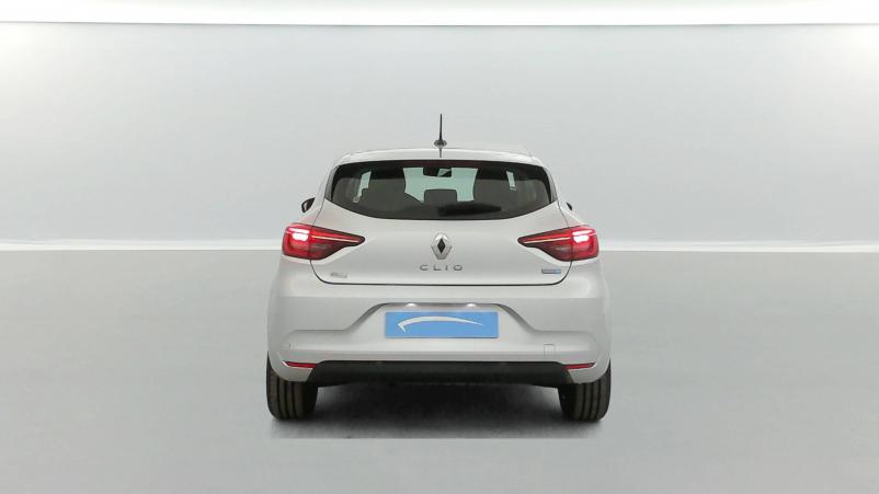 Vente en ligne Renault Clio 5 Clio E-Tech 140 au prix de 15 990 €