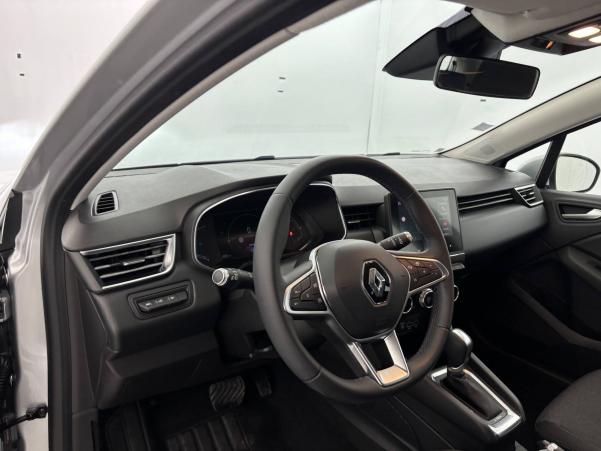 Vente en ligne Renault Clio 5 Clio E-Tech 140 au prix de 15 990 €