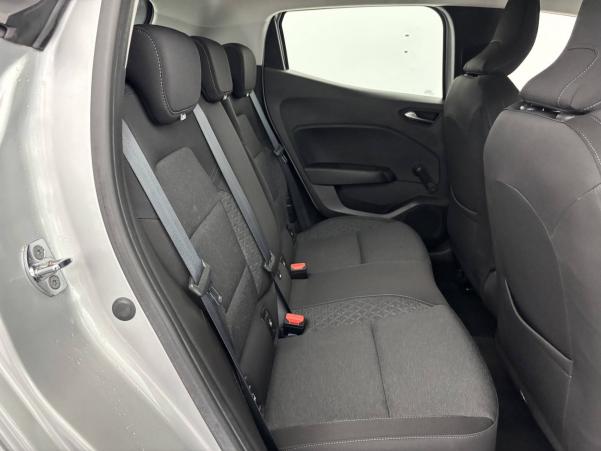 Vente en ligne Renault Clio 5 Clio E-Tech 140 au prix de 15 990 €