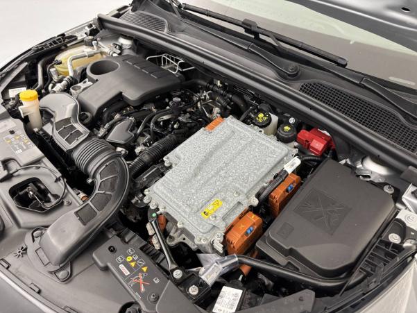 Vente en ligne Renault Clio 5 Clio E-Tech 140 au prix de 15 990 €