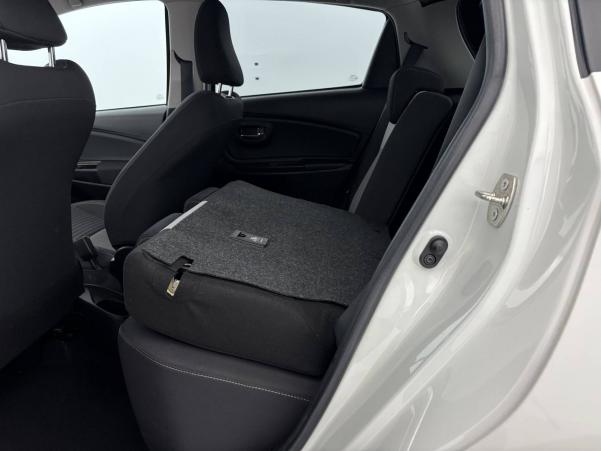 Vente en ligne Toyota Yaris Yaris 110 VVT-i au prix de 13 490 €