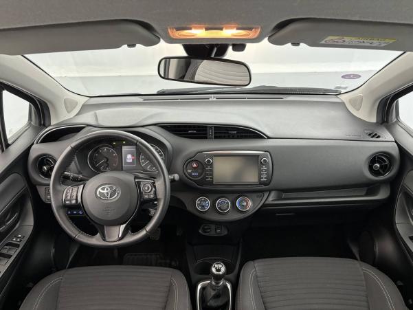 Vente en ligne Toyota Yaris Yaris 110 VVT-i au prix de 13 490 €