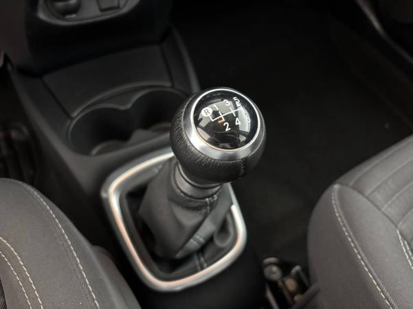 Vente en ligne Toyota Yaris Yaris 110 VVT-i au prix de 13 490 €
