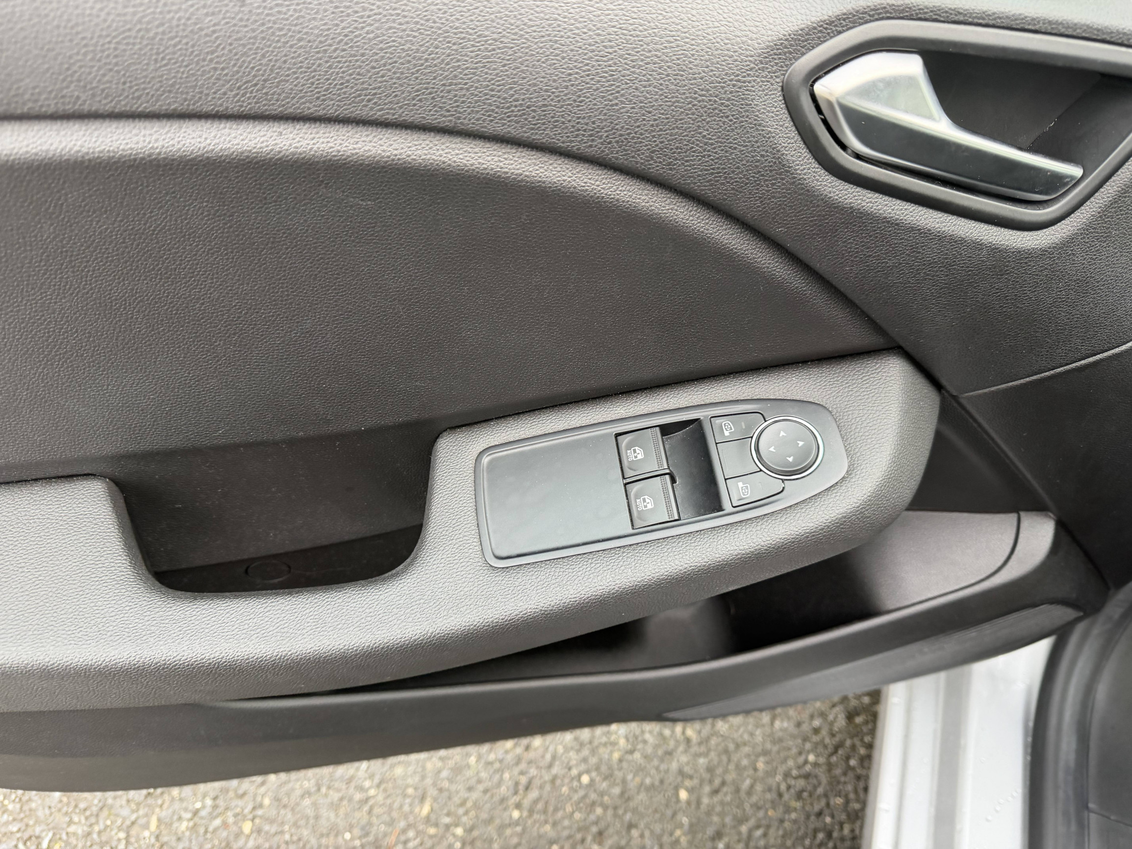 Vente en ligne Renault Clio 5 Clio TCe 90 au prix de 14 990 €