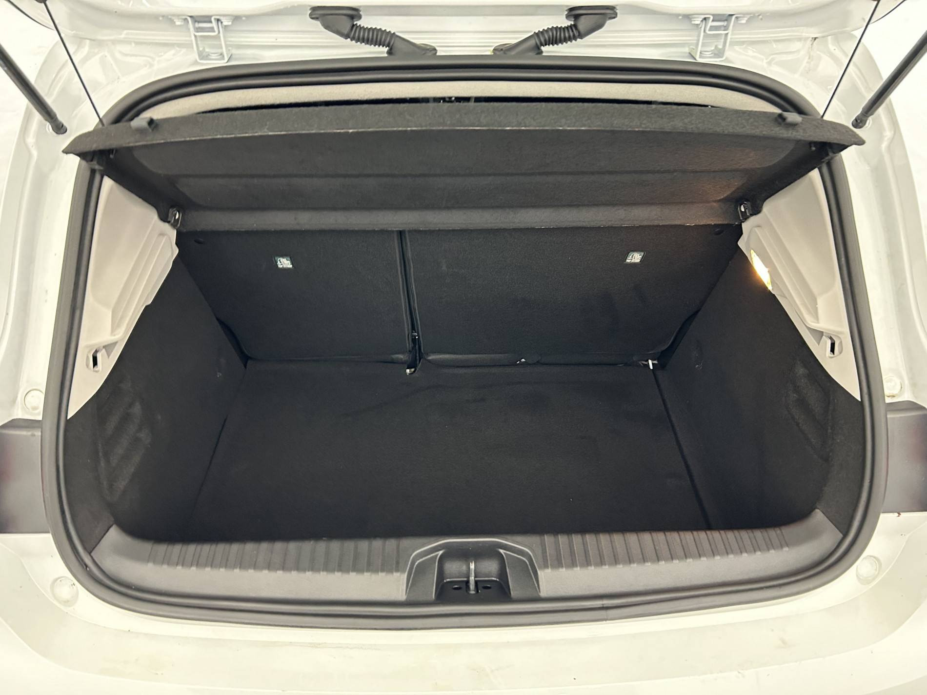 Vente en ligne Renault Clio 5 Clio TCe 90 - 21N au prix de 13 490 €