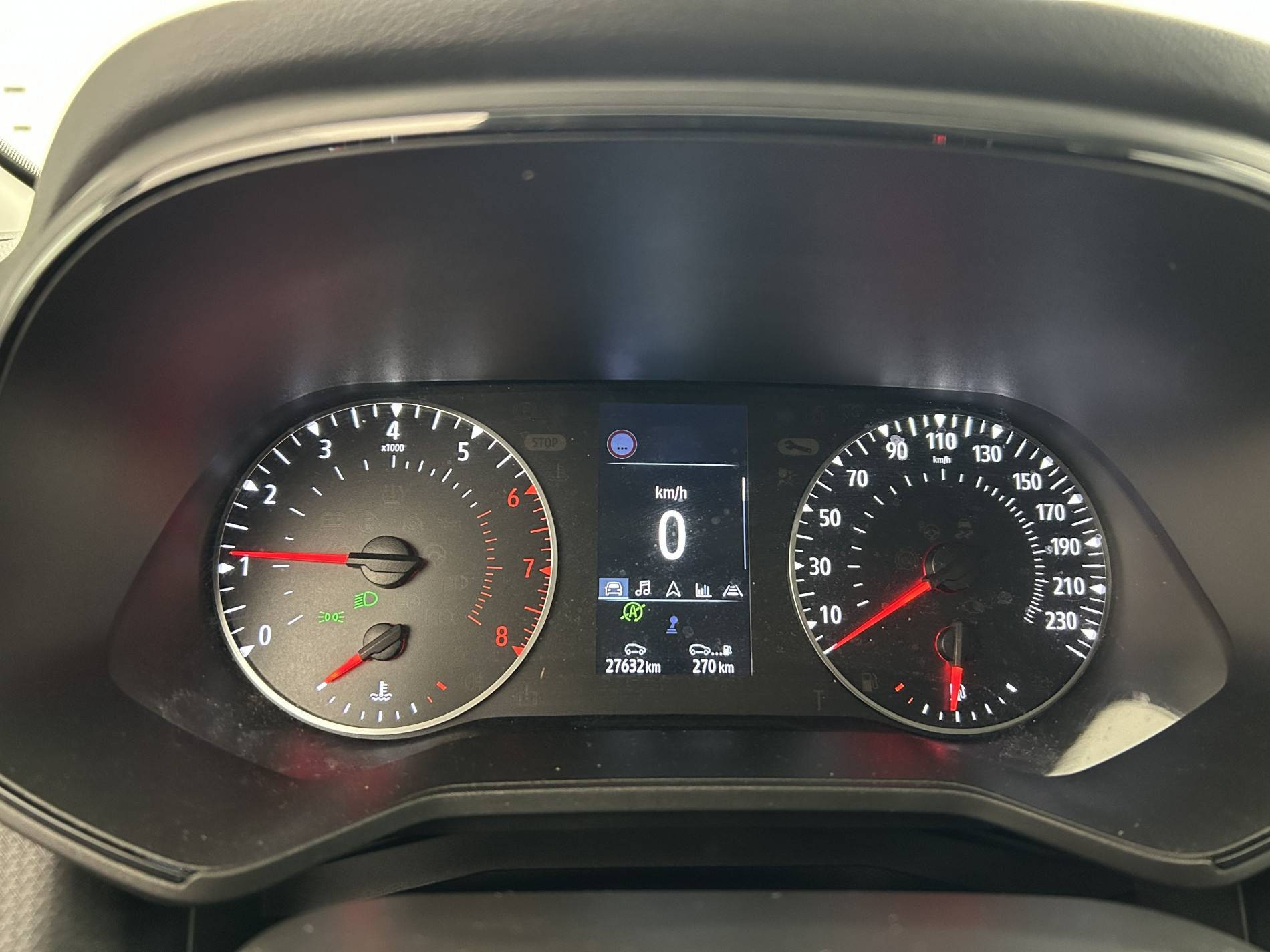 Vente en ligne Renault Clio 5 Clio TCe 90 - 21N au prix de 13 490 €