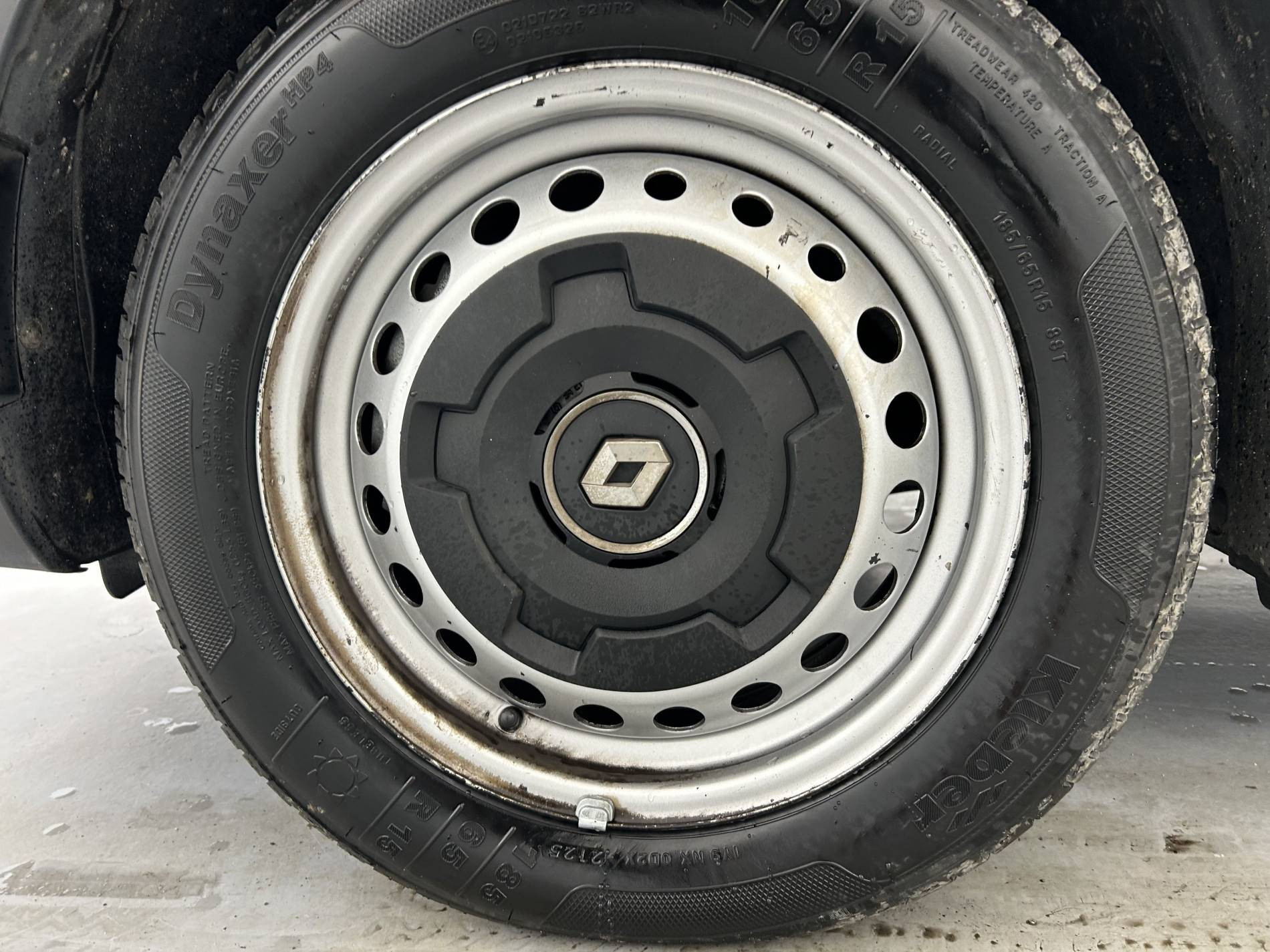 Vente en ligne Renault Express Van  BLUE DCI 95 au prix de 13 990 €