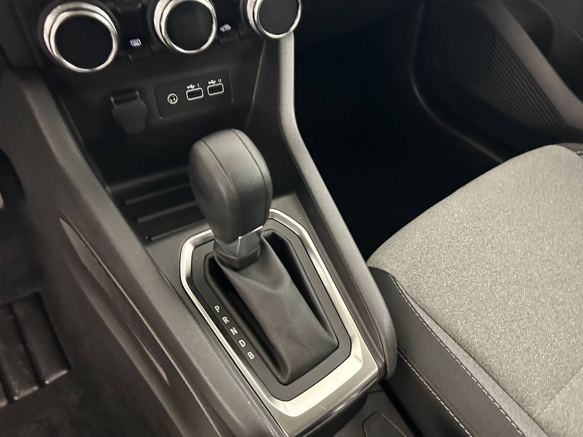 Vente en ligne Renault Clio 5 Clio E-Tech full hybrid 145 ch GSR2 au prix de 19 490 €